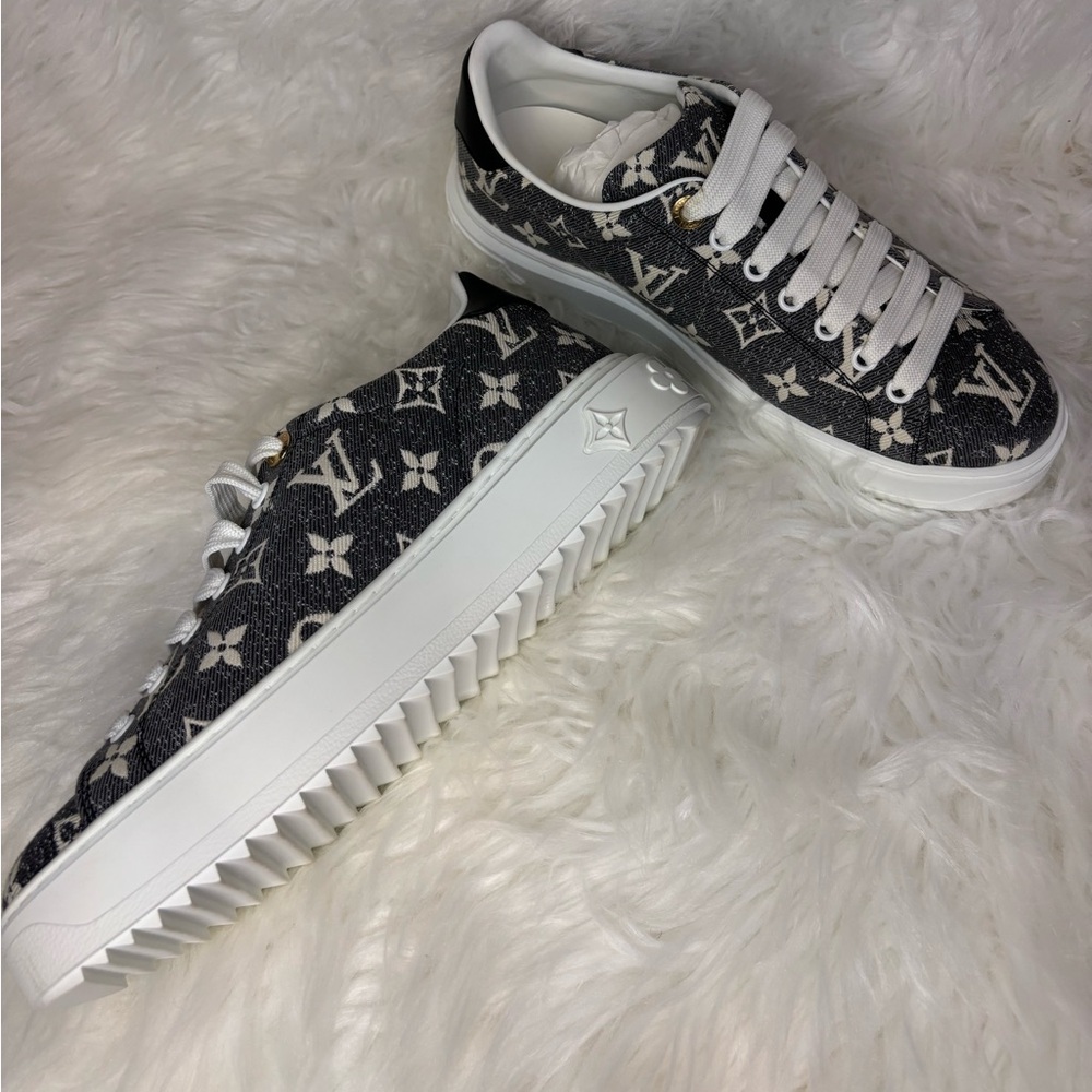 Louis Vuitton sneakers